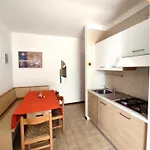 Cozy Flat Near The Апартаменти