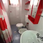 Cozy Flat Near The Апартаменти Бібіоне