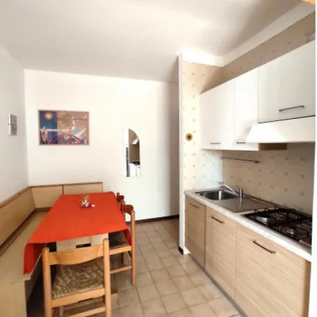 Cozy Flat Near The 公寓