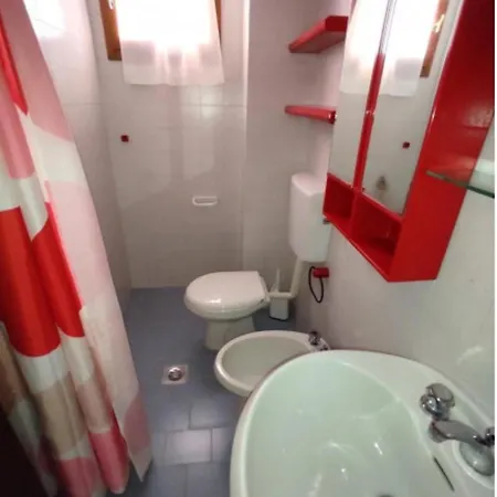 Cozy Flat Near The 公寓 比比翁